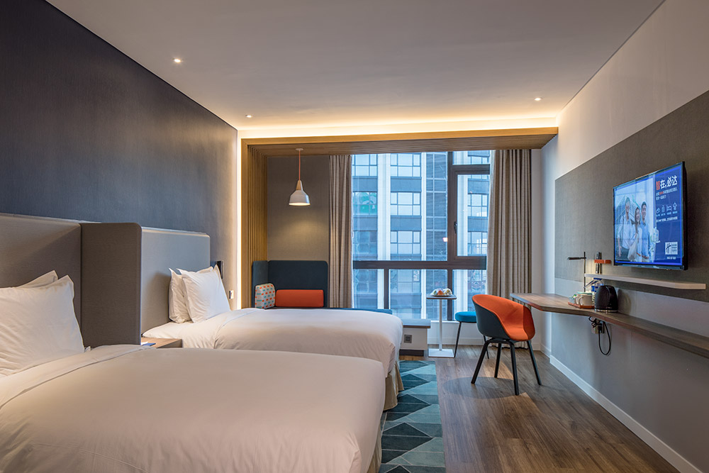 ইন্টারকন্টিনেন্টাল হোটেল (IHG)